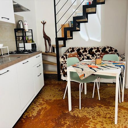 Friendly Africa Room Como Center Zewnętrze zdjęcie